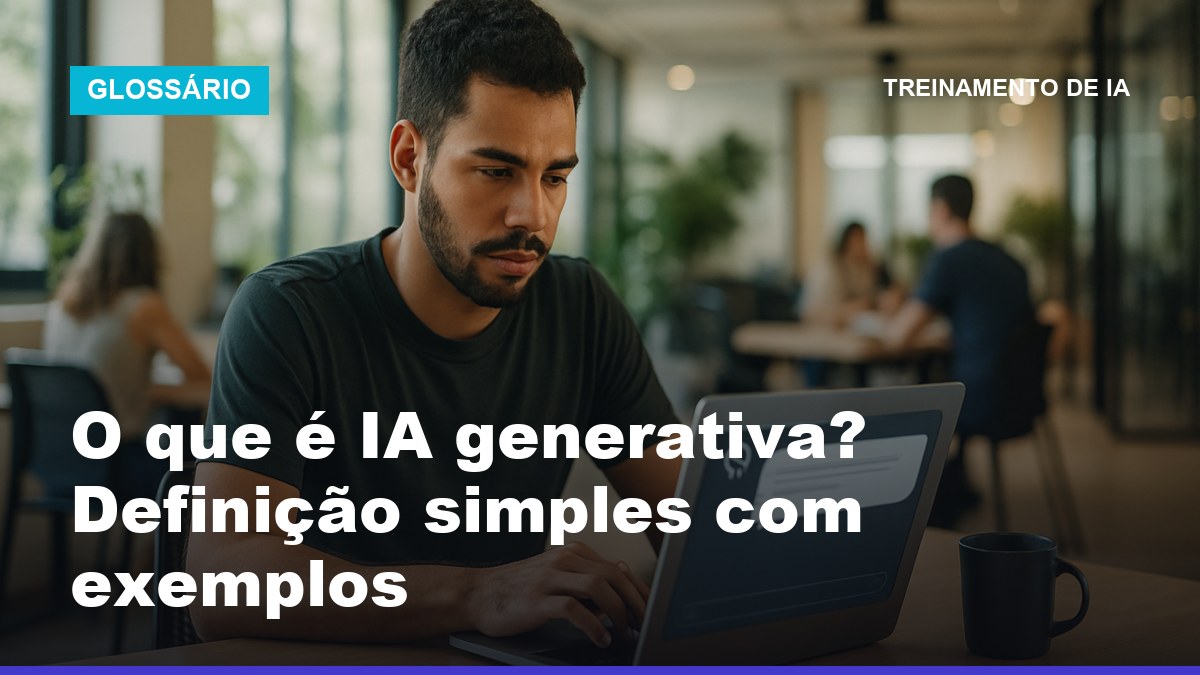 Profissional brasileiro usando ferramenta de IA generativa no notebook para criar conteúdo em escritório